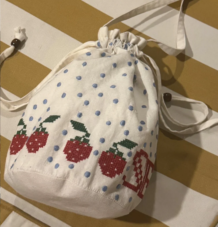 DRAWSTRING BAG