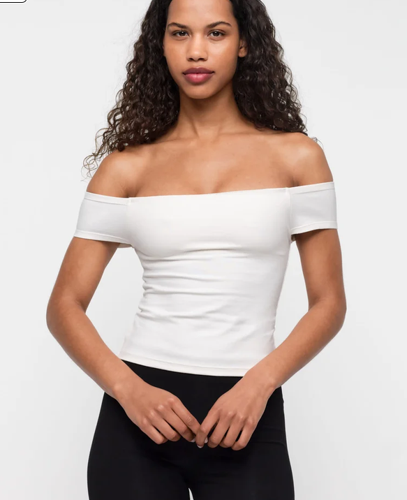 CORE OFF SHOULDER TOP 