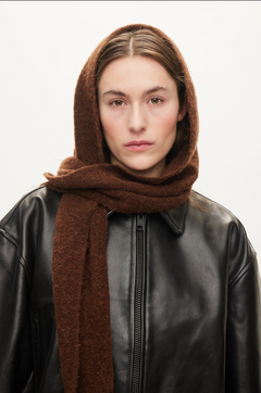 HOOD SCARF BROWN 