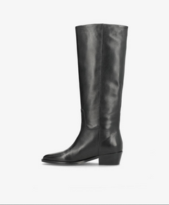 CONFIDENCE BOOT 