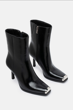 STIVALE YSHEN BLACK 