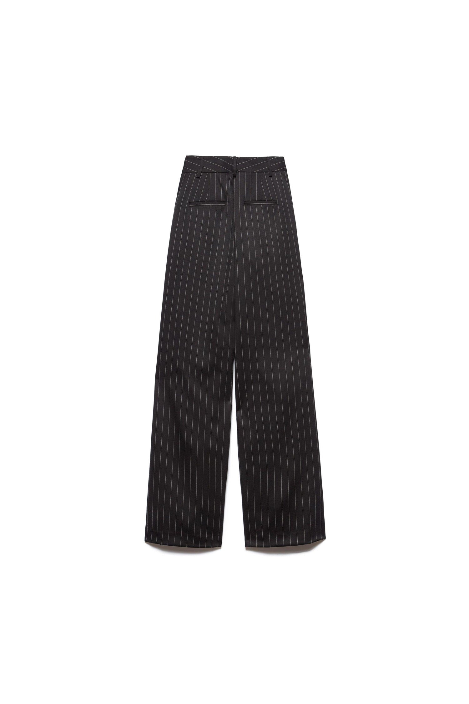 MIRIAM PANT 