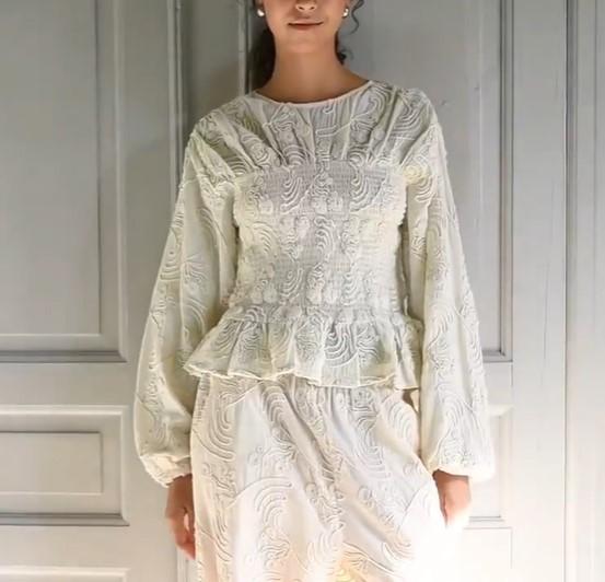 TOP ILONA 