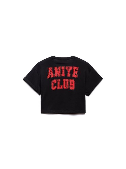 CROP ANIYE KISS